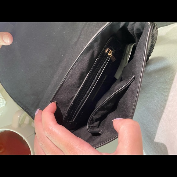 Black saddle bag - Picture 4 of 5